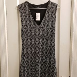 Fab’rik Glitter Pattern V-Neck Dress